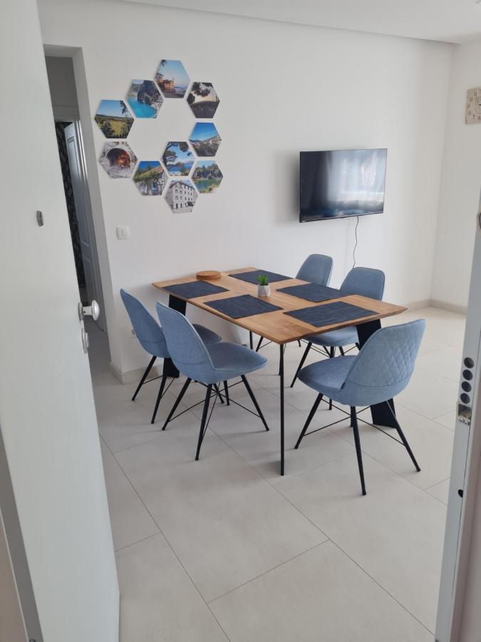 Holiday Apartment Marijana Kaštela エクステリア 写真