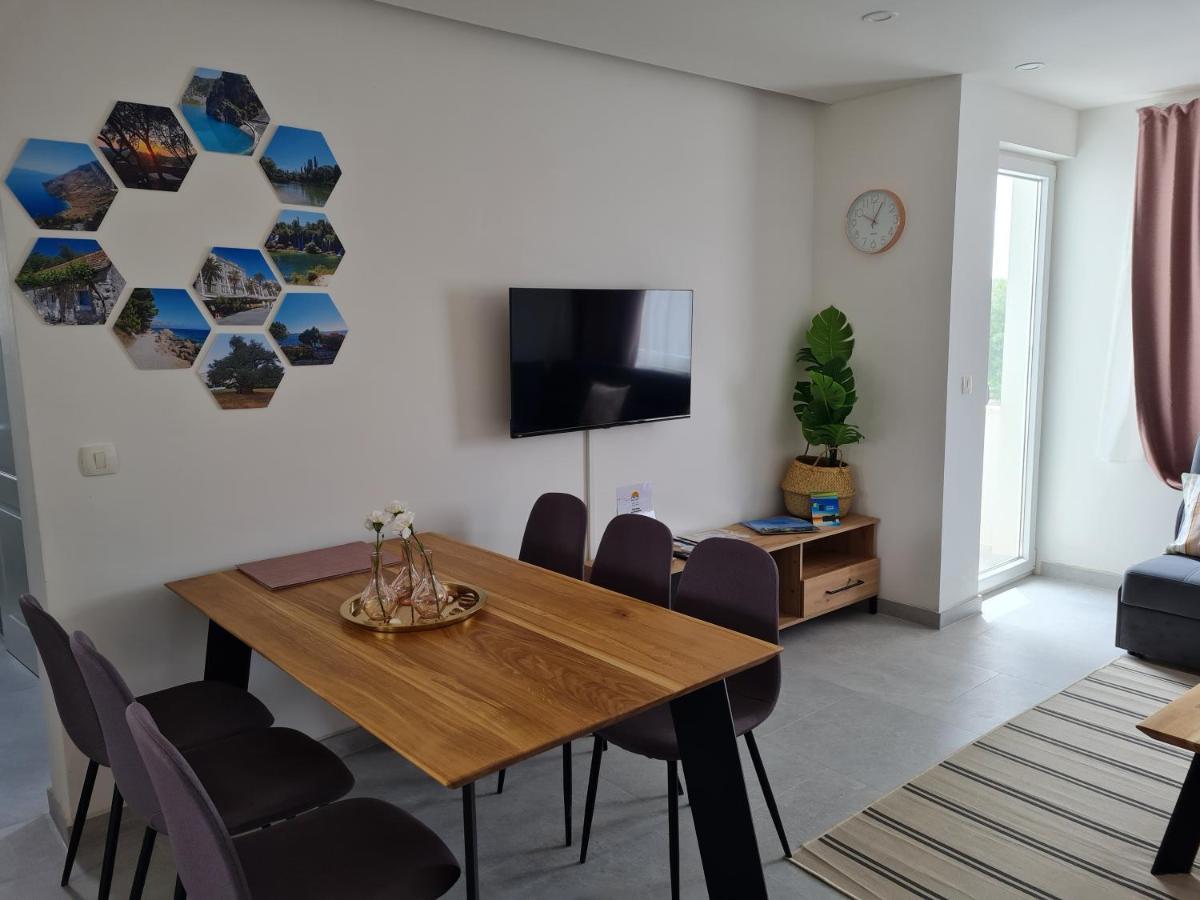Holiday Apartment Marijana Kaštela エクステリア 写真